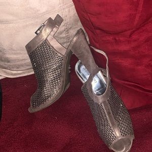 Jennifer Lopez Heels